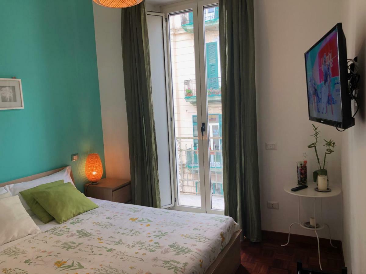 Casa Di Erminia Bed & Breakfast Наполи Екстериор снимка